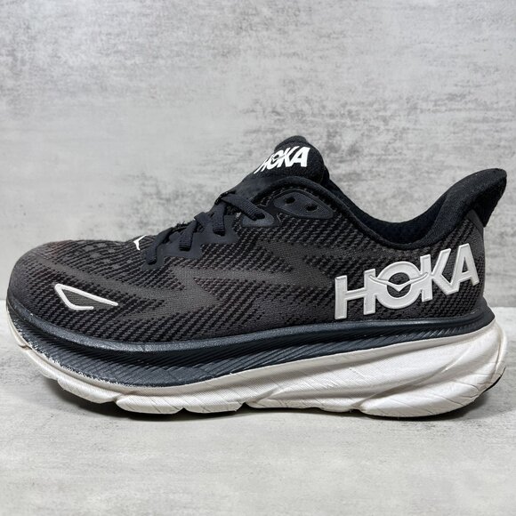 Hoka One One Clifton 9 Running Shoes - Women's Size 6.5 - Black - Picture 1 of 10
